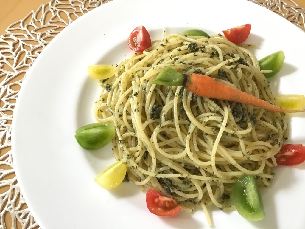 間引きにんじんのスパゲッティジェノベーゼ